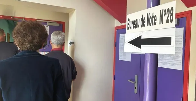 photo  quels sont les résultats dans votre commune ?  &copy;  photo le maine libre 