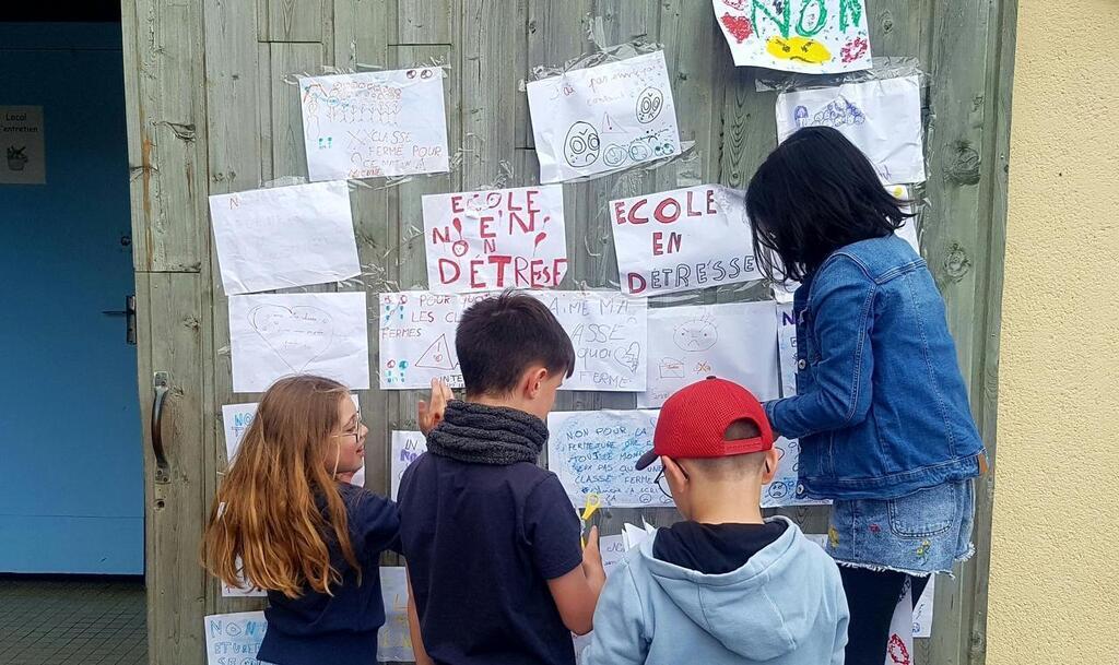 Dans Ces Deux Communes Dille Et Vilaine Les Parents D L Ves Ont Bloqu Lacc S Aux Rennes