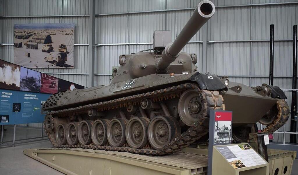 This small English museum and its collection of 300 tanks is a real star on YouTube