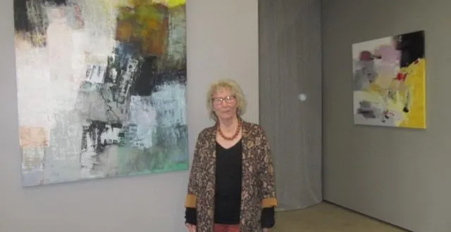 photo  ingeborg trimmel. « représentation du monde, la peinture est aussi représentation du peintre face au monde. elle est primordialement trace, rituel, écriture symbolique ou exorcisme. »  &copy;  ouest-france 