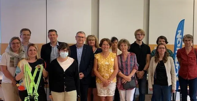 photo  les 25 personnes qui ont participé au défi mobilité ont été récompensées.   &copy;  le maine libre 