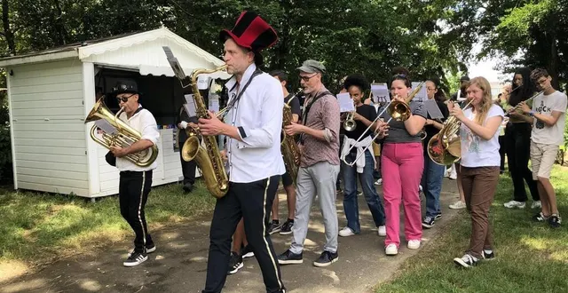 photo  la fête d’ici et d’ailleurs d’alençon fait toujours la part belle à la musique. l’an dernier, une fanfare avait égayé les allées du petit bois de perseigne où avait lieu la manifestation.  &copy;  archives ouest-france 
