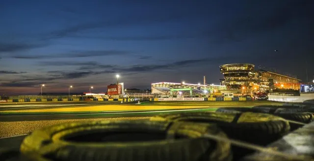 photo  le circuit des 24 heures du mans a été modifié 15 fois depuis 1923.  &copy;  archives denis lambert 