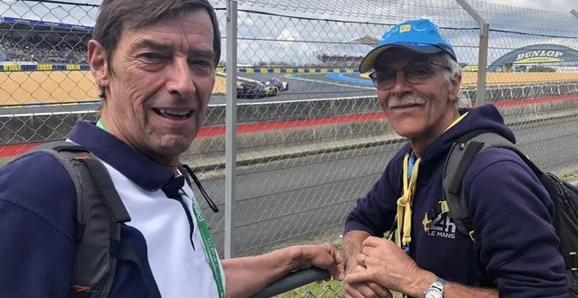 photo  thierry et guy : le son des voitures, ce n’est pas anecdotique pour eux.  &copy;  le maine libre 