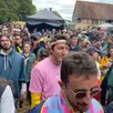 photo  dans l’après-midi, samedi 15 juin 2024, le groupe samba de la muerte a réuni un public pressé de réentendre de la musique, devant la scène la magique. 