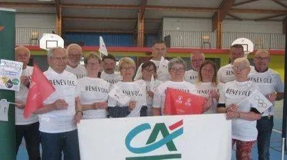 photo  les bénévoles des associations prêts pour les olympiades, qu’ils encadreront  le 20 juillet.  &copy;  ouest-france 
