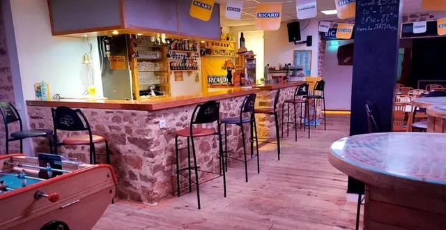 photo  l’intérieur du bar est aménagé et prêt à l’emploi.  &copy;  ouest-france 