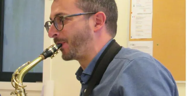 photo  le directeur de l’école de musique, est avant tout un musicien. il est professeur de saxophone.  &copy;  le maine libre 