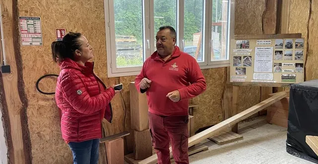 photo  catherine meunier, conseillère régionale et départementale et jean-christophe leroy, 56 ans, à la tête de la scierie leroy au grais (orne) depuis 2006.  &copy;  ouest-france 