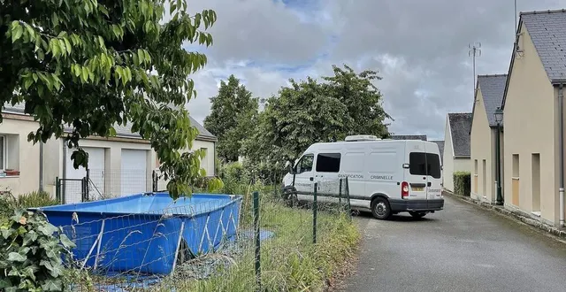 photo  une équipe de techniciens en identification criminelle de la gendarmerie s’est rendue sur place après le passage des pompiers, rue pioger, à auvers-le-hamon (sarthe), lundi 17 juin 2024.  &copy;  ouest-france 