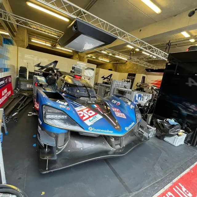 photo chez alpine, on ne peut pas se satisfaire de ce premier week-end, même si la performance des a424 était réellement intéressante.  ©  ouest-france