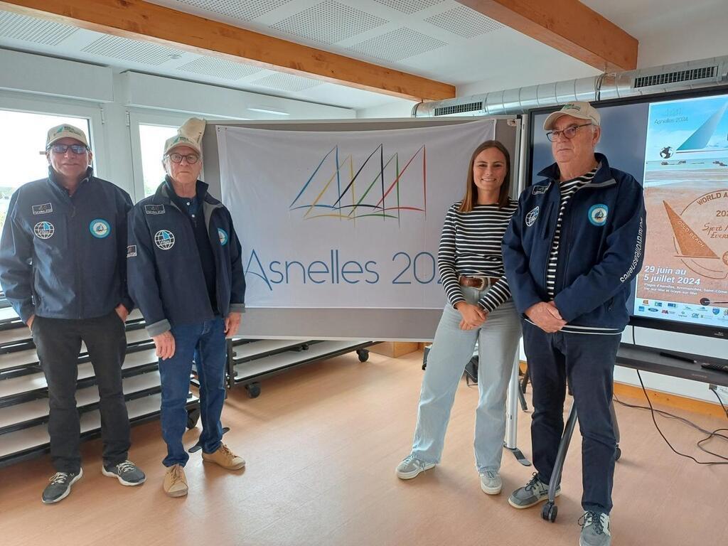 Championnat du monde de char à voile 2024 à Asnelles : une organisation ...