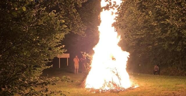 Saint-Laurent. Un feu sacré pour le solstice d’été - Lannion-Perros ...