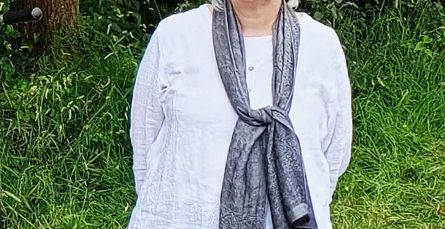 photo  valérie rouzeau, poétesse, a été présentée par jacky essirard, président de la miel.  &copy;  co 