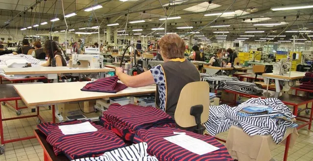 photo  macosa à bonnétable fabrique de la lingerie de luxe et des maillots de bain. après la météo pluvieuse de la nuit, les locaux sont inondés.  &copy;  archives 