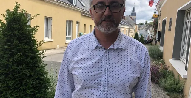 photo  éric martineau (ensemble pour la république) se représente aux législatives dans la 3e circonscription. celle où l’encarté modem est élu depuis 2022.  &copy;  ouest-france 