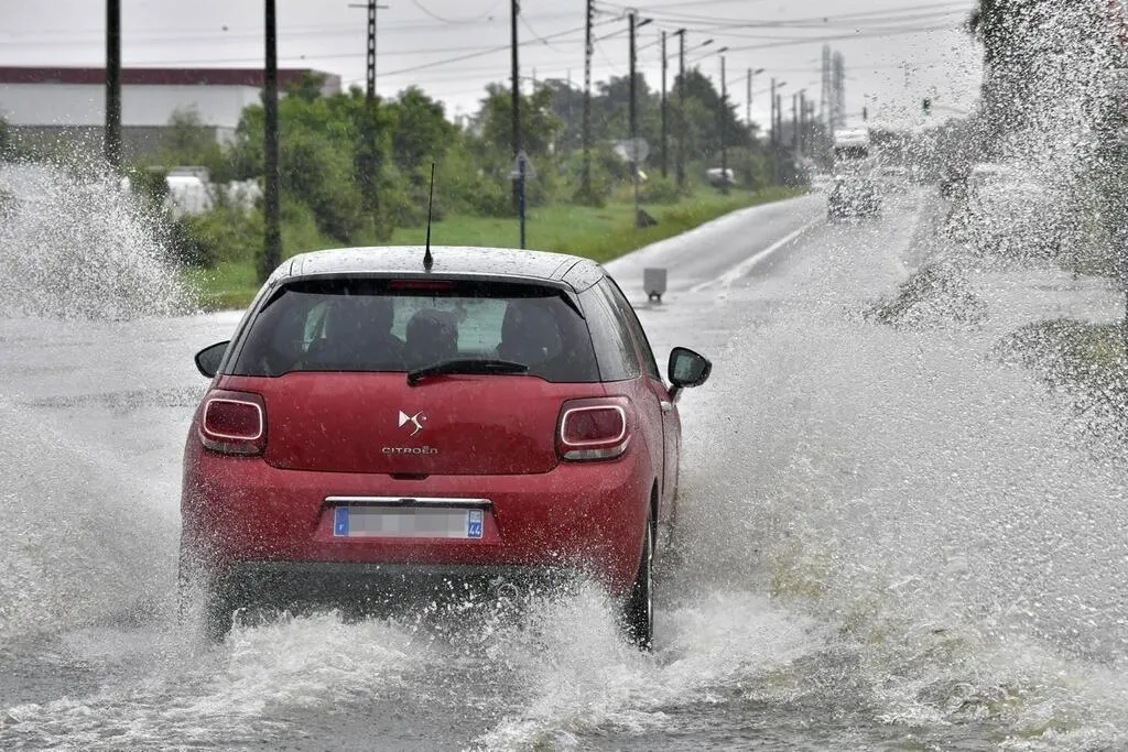 « Orages, pluieinondation » Météo France place la LoireAtlantique
