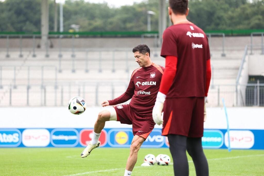 Euro 2024. La Pologne Espère Le Retour De Robert Lewandowski Face à L ...