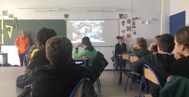 photo  les 4e du collège du houlme de briouze (orne) ont visionné leurs vidéos contre le harcèlement, mardi 18 juin 2024.  &copy;  ouest-france 