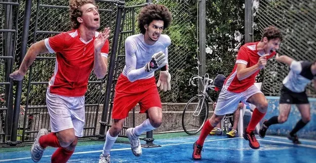 photo  les quatre comédiens professionnels du spectacle « les athlètes dans leur tête ».   &copy;  compagnie la part de l’ombre 