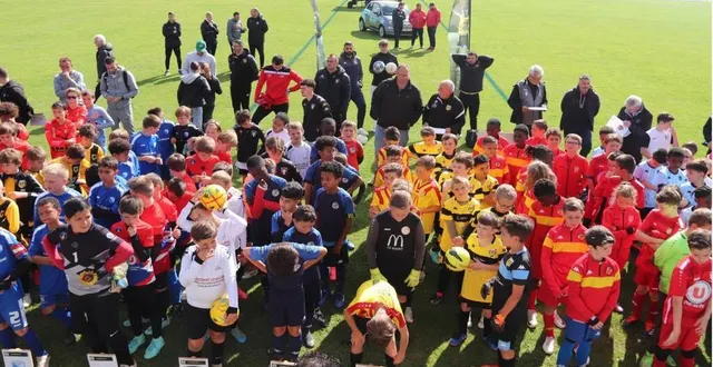 photo  pas moins de 12 départements étaient représentés lors de ce grand week-end de football.  &copy;  le maine libre 