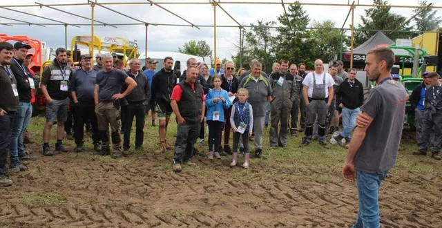 photo  le président du national tracto cross (ntc), florian louveau, a dû mettre en place l’organisation de la première épreuve du championnat sur un terrain détrempé.  &copy;  ouest-france 
