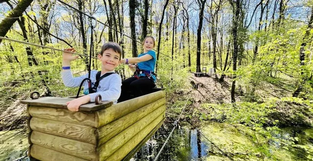 photo  moncoutant-sur-sèvre, printemps 2024. désormais site multiactivités, le parc aventure 79 de moncoutant-sur-sèvre est paradoxalement sur les bases de son année record, grâce à l’apport des scolaires.  &copy;  parc aventure 79 