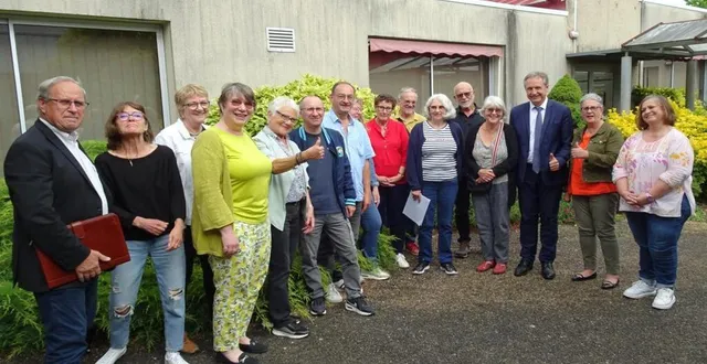 photo  après la démission d’annick egon, un conseil collégial présidera la destinée de l’herberie. les administrateurs, les élus, des adhérents se réjouissent de cet instant.  &copy;  ouest-france 