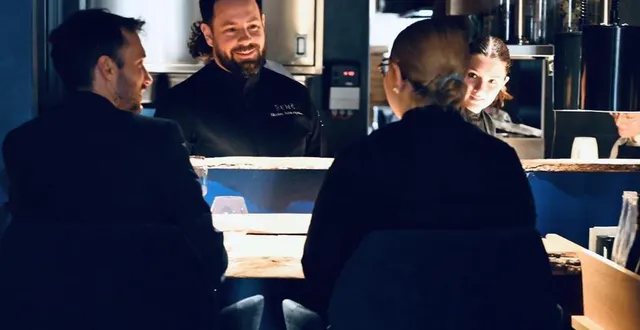 photo  l’équipe du restaurant sens.  &copy;  dr 