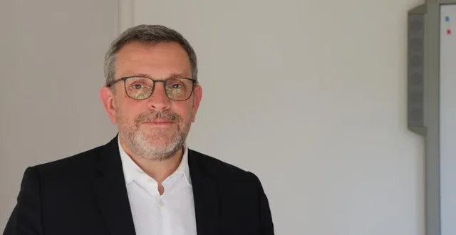 photo  député sortant, philippe bolo (modem) est de nouveau candidat sur la 7e circonscription de maine-et-loire (angers-segré).  &copy;  ouest-france 