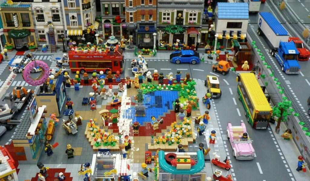 Comment Lego a envahi le marché des jouets à construire pour adultes ...