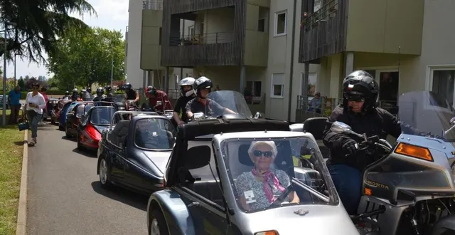 photo  trois tours ont été nécessaires pour promener tous les volontaires.  &copy;  le maine libre 