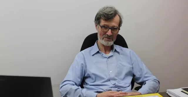 photo  raymond lapie fera valoir ses droits à la retraite le 30 septembre 2024, après quarante-trois ans passés à l’école de musique.  &copy;  ouest-france 