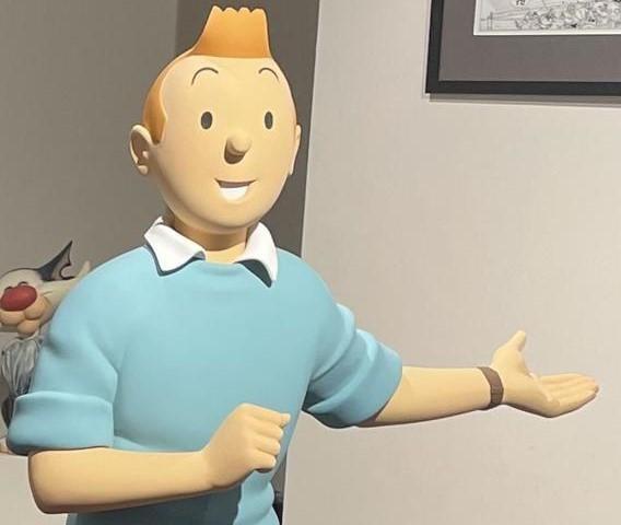 À Rennes, des statues de Tintin et Milou adjugées 13 750 € aux enchères ...