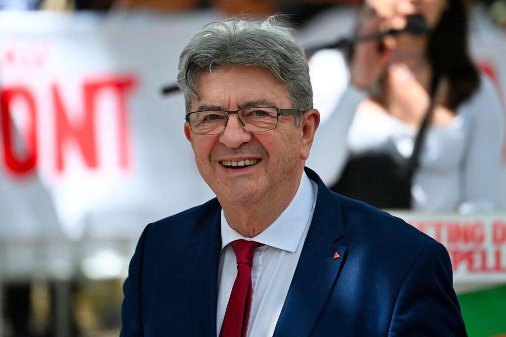 Pourquoi Jean-Luc Mélenchon porte-t-il un triangle rouge sur sa veste ...