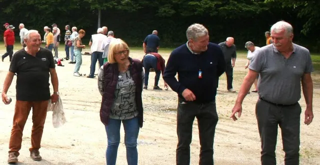 photo  c’est du sérieux, les joueurs jouent pour la gagne et pour certains éviter fanny.  &copy;  le maine libre 