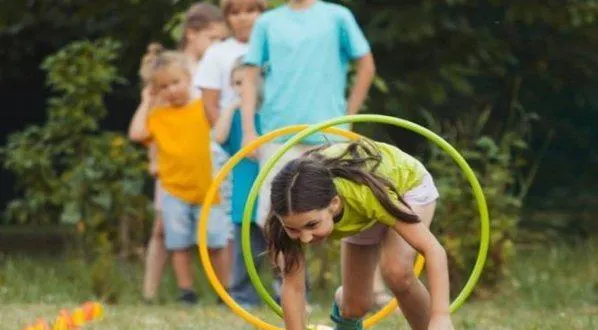 photo  les enfants et les ados ont plusieurs idées d’activité à disposition.  &copy;  archives ouest-france 