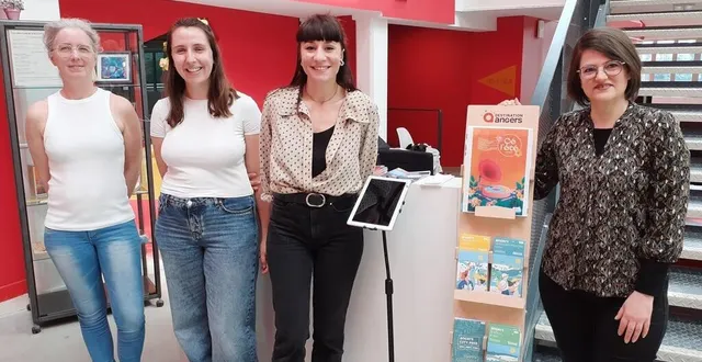 photo  de gauche à droite, claire berthe, directrice du tourisme ; valentine crochemore, chargée d’accueil ; emma flandin, responsable rive d’arts ; et émilie boyer, adjointe au tourisme.  &copy;  ouest-france 