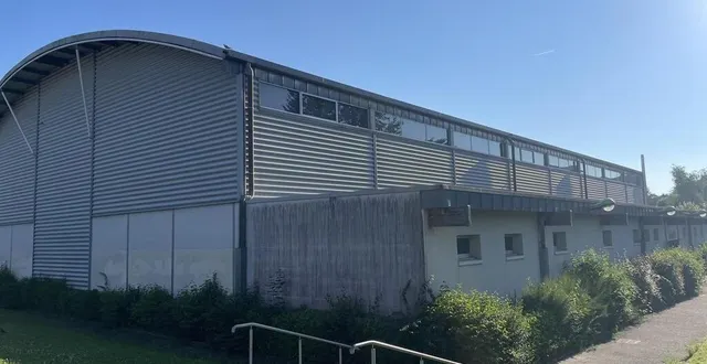 photo  la halle des sports alice-milliat va subir des travaux.  &copy;  ouest-france 