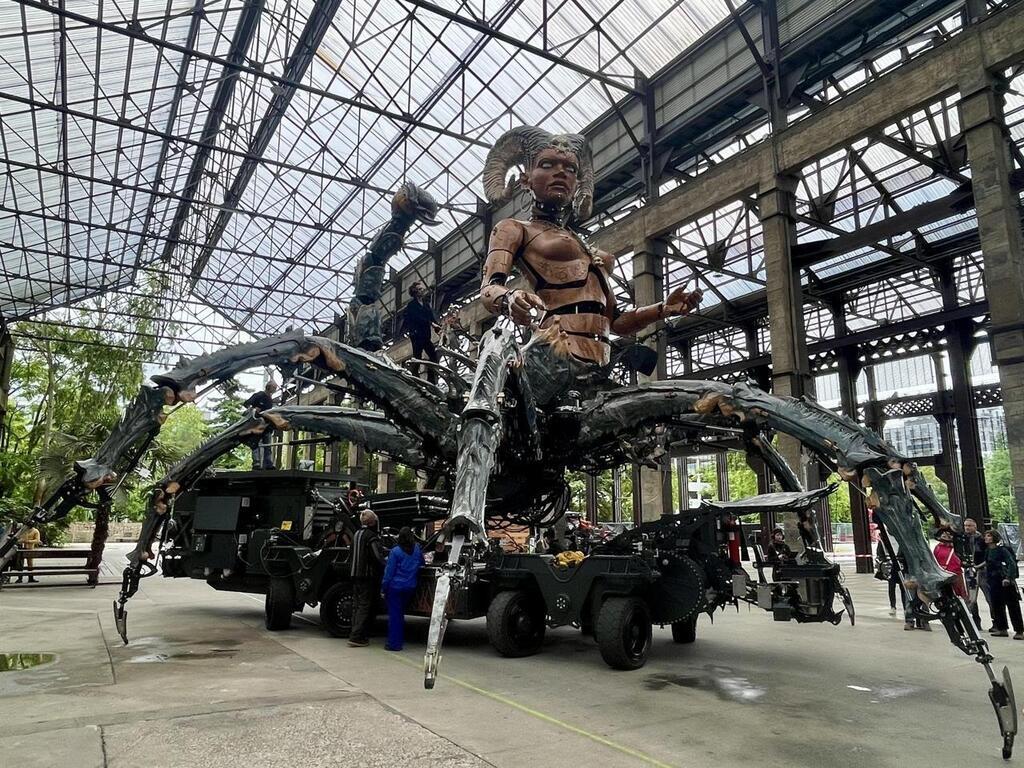 Gardienne des Ténèbres, Hellfest kids, le off au Leclerc… Le Hellfest ...