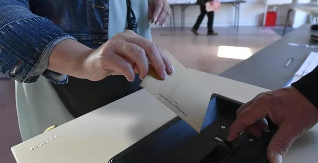 photo  dimanches 30 juin et 7 juillet, les électeurs vont désigner les députées qui siégeront à l’assemblée nationale (photo d’illustration).  &copy;  marc roger / ouest france 