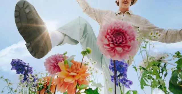 photo  voyou, nantais d’origine, s’est imposé sur la scène française. il sera le premier artiste à monter sur la grande scène du festival pop au parc 2024, vendredi 28 juin 2024, à 21 h.  &copy;  © emma birsky 