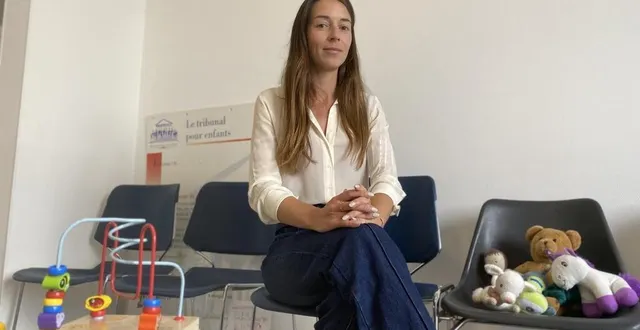photo  agathe racois est l’une des trois jeunes juges des enfants du tribunal d’alençon. les familles sont reçues dans une salle d’attente où les plus jeunes mineurs peuvent jouer.  &copy;  ouest-france 