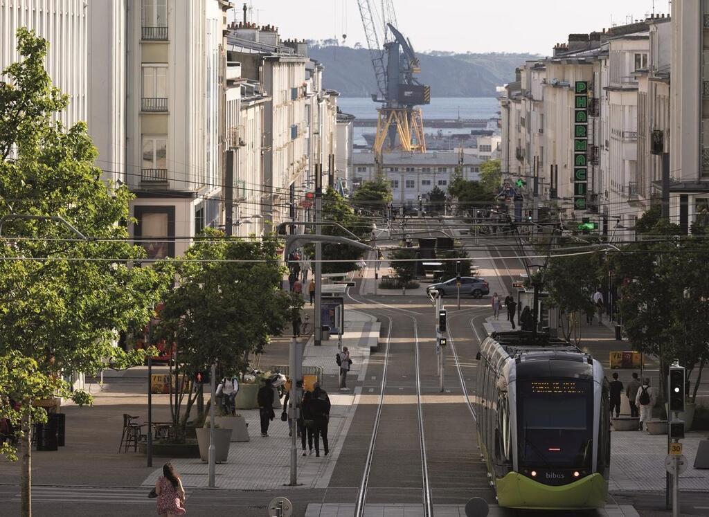 Stade Brestois, Capucins, tram, image de la ville… Brest est-elle en ...