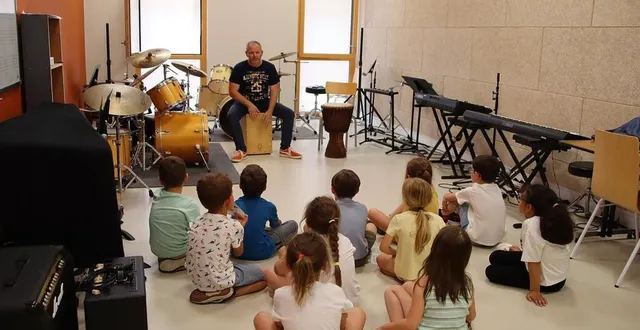 photo  quelque 227 élèves de cp issus de tout le territoire communautaire ont été accueillis à l’école de musique  &copy;  sud-est manceau 