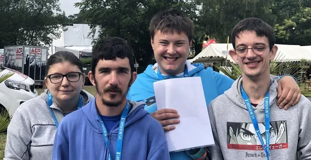 photo  magalie poitevin, 30 ans ; marius bridet, 29 ans ; angelo heroux, 22 ans, et sylvain, 27 ans, ont rencontré le groupe astéréotypie aux bichoiseries.  &copy;  ouest-france 