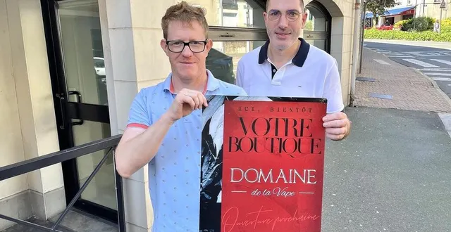 photo  mathieu courteille et marcellin lemaitre s’apprêtent à développer leur affaire rue carnot, à sablé-sur-sarthe.  &copy;  ouest-france 