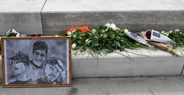 photo  atama, 19 ans, manolito, 18 ans et ismaël, 16 ans, ont perdu la vie le 16 juillet 2022, tués sur l’esplanade cœur de maine à angers.  &copy;  co - josselin clair 