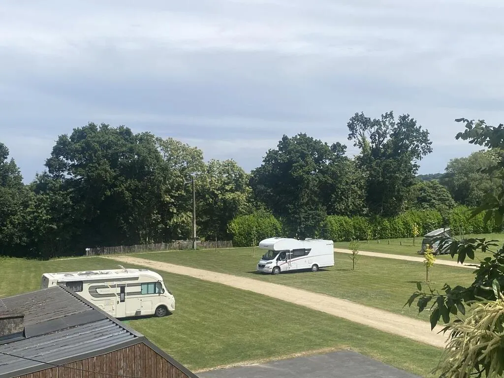 À SaintAignan, les premiers vacanciers découvrent la nouvelle aire de