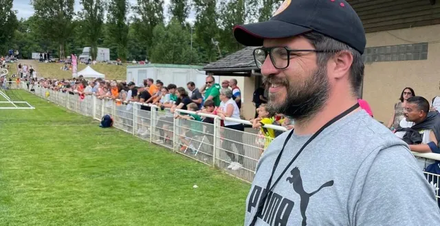 photo  le président simon acosta est fier de ses équipes, de parents et de bénévoles.  et le club a été honoré d’un challenge du programme éducatif national (pef).  &copy;  ouest-france 
